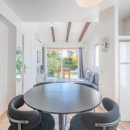 Apartment Le Cocon Du Sud, Jardin & Terrasse - Proche Sanary