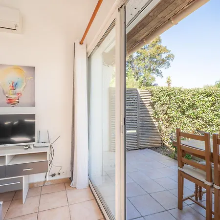 Le Cocon Du Sud, Jardin & Terrasse - Proche Sanary Apartment *
